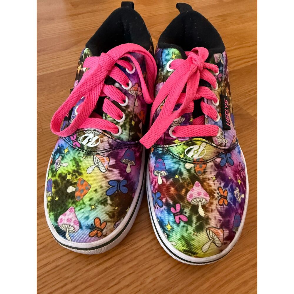 Heely's Sneaker Youth Size 3 - Picture 3 of 8